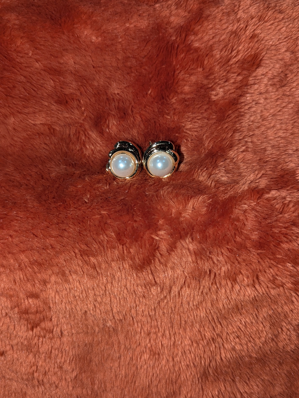 Gold Pearl Stud Earrings - Women Jewelry